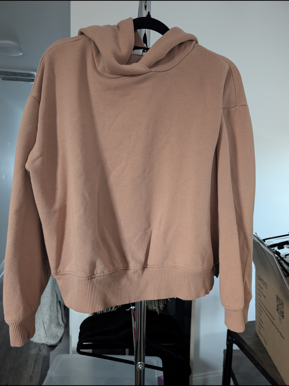 a new day Hooded Pullover in Tan
